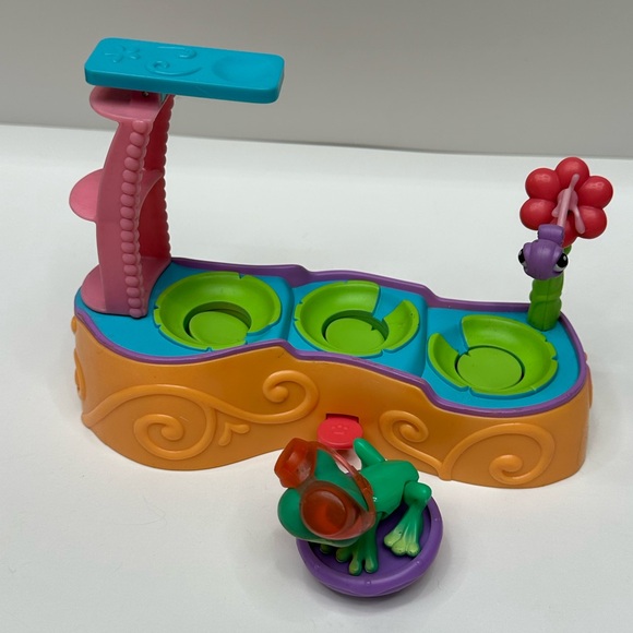 Littlest Pet Shop Leaping Lagoon + Frog #236 FULL SET - Picture 4 of 5